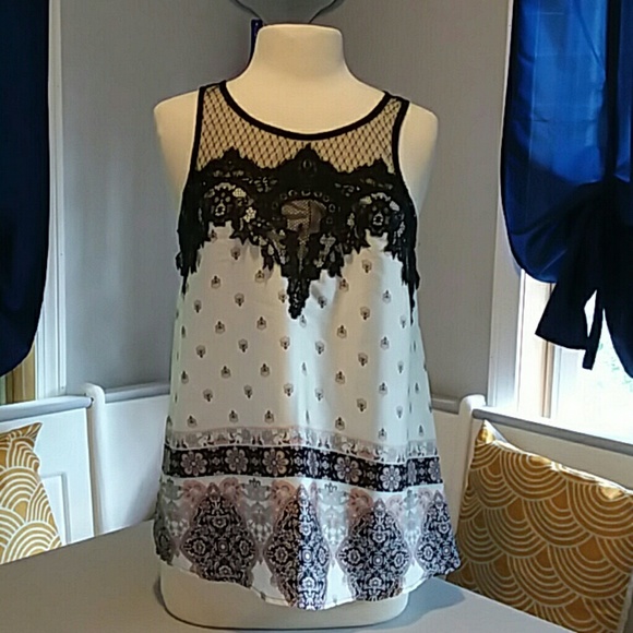 Maurices floral lace camisole  top - Picture 1 of 8